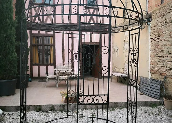 La Toscane Médiévale Saramon