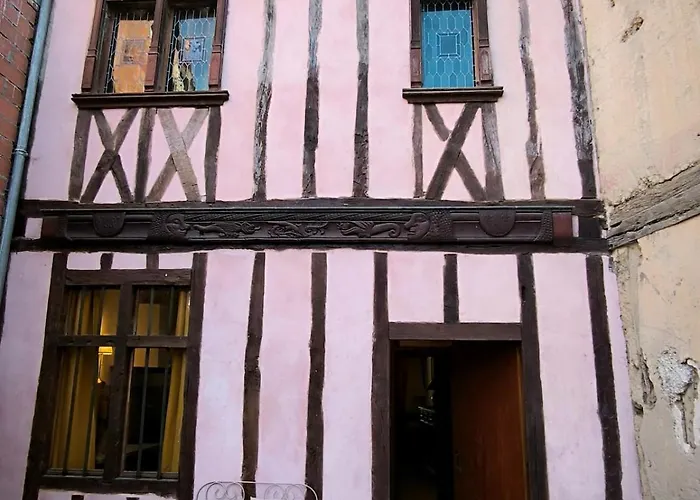 La Toscane Medievale Saramon